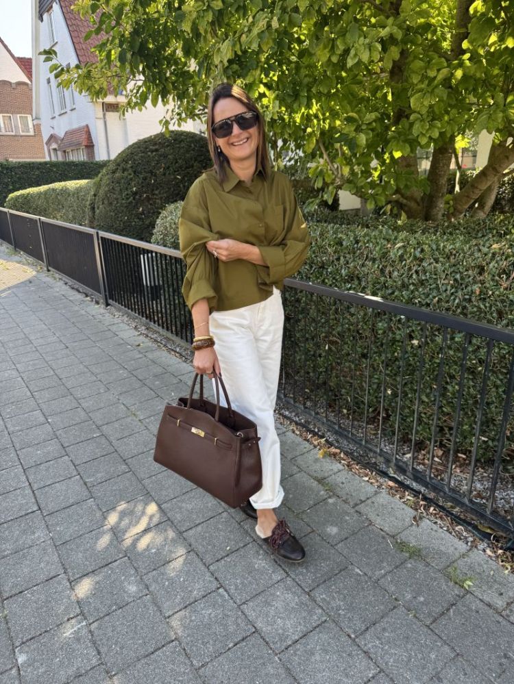 Astha Cropped Boxy Shirt Fir Green