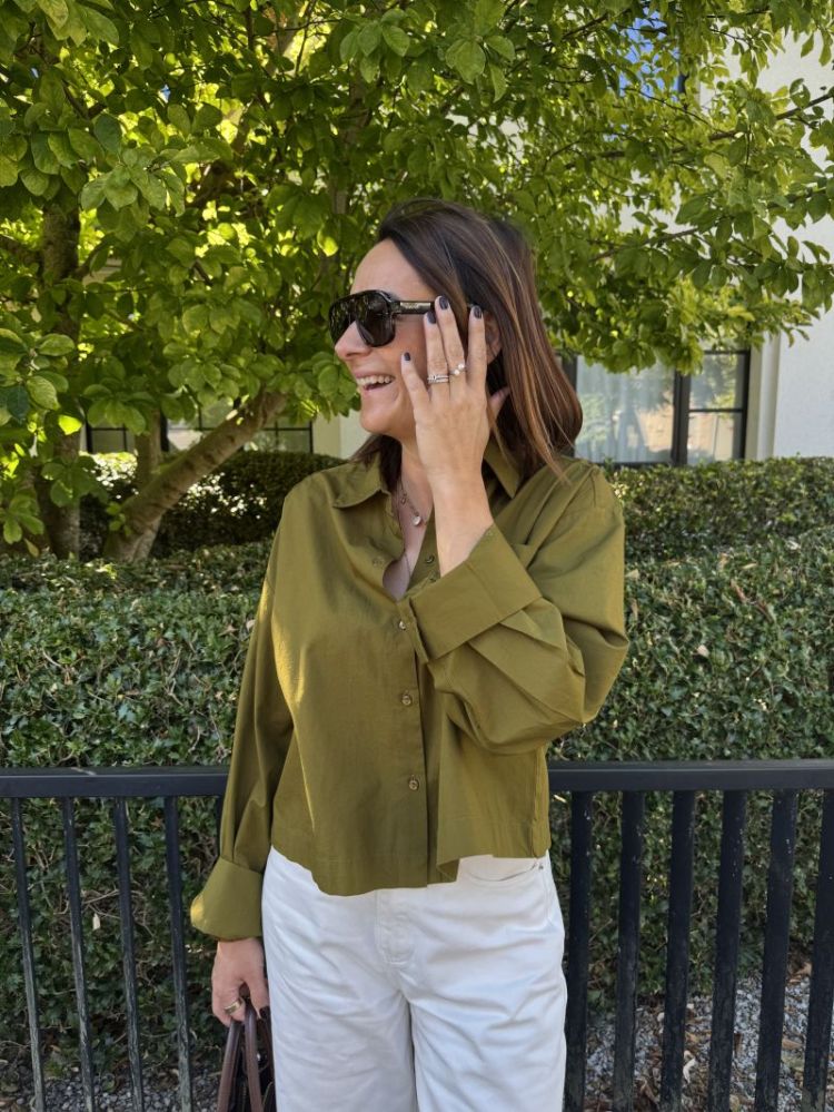 Astha Cropped Boxy Shirt Fir Green