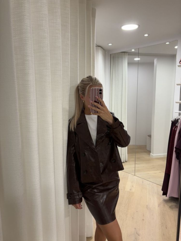 Carly Short Coated Jacket Cocoa Brown