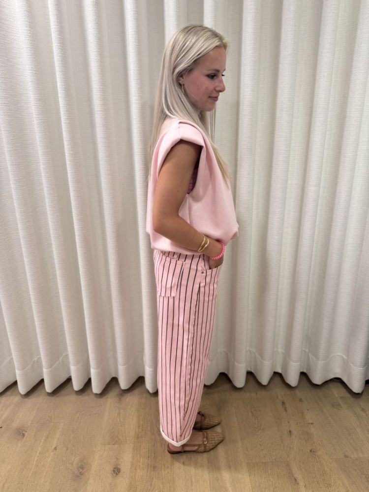 Roze strepen barrel roos