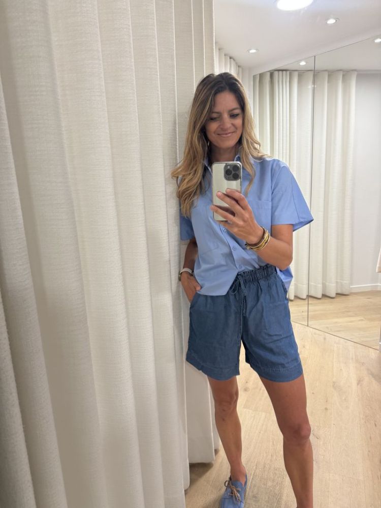  Azure