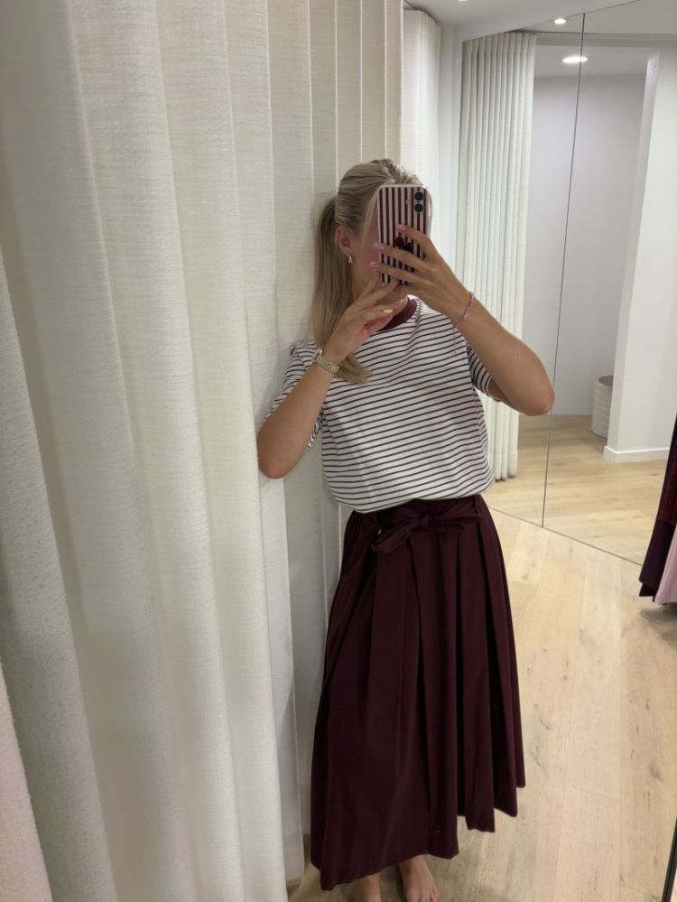 Marcella Aubergine