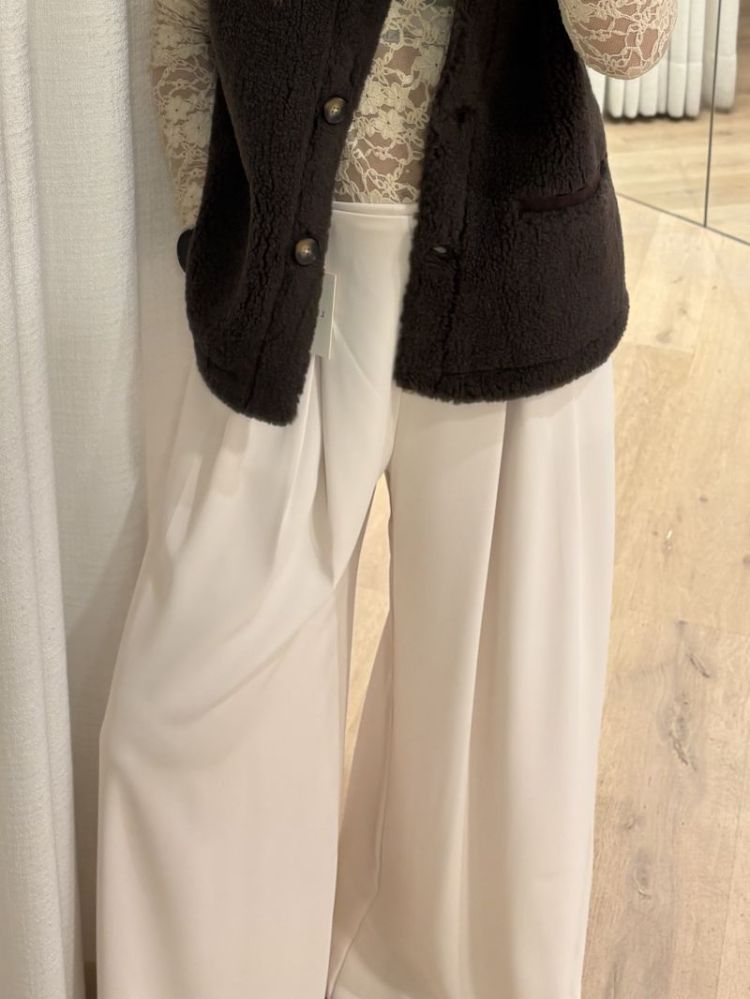 Pleated Betul Pants  Ecru