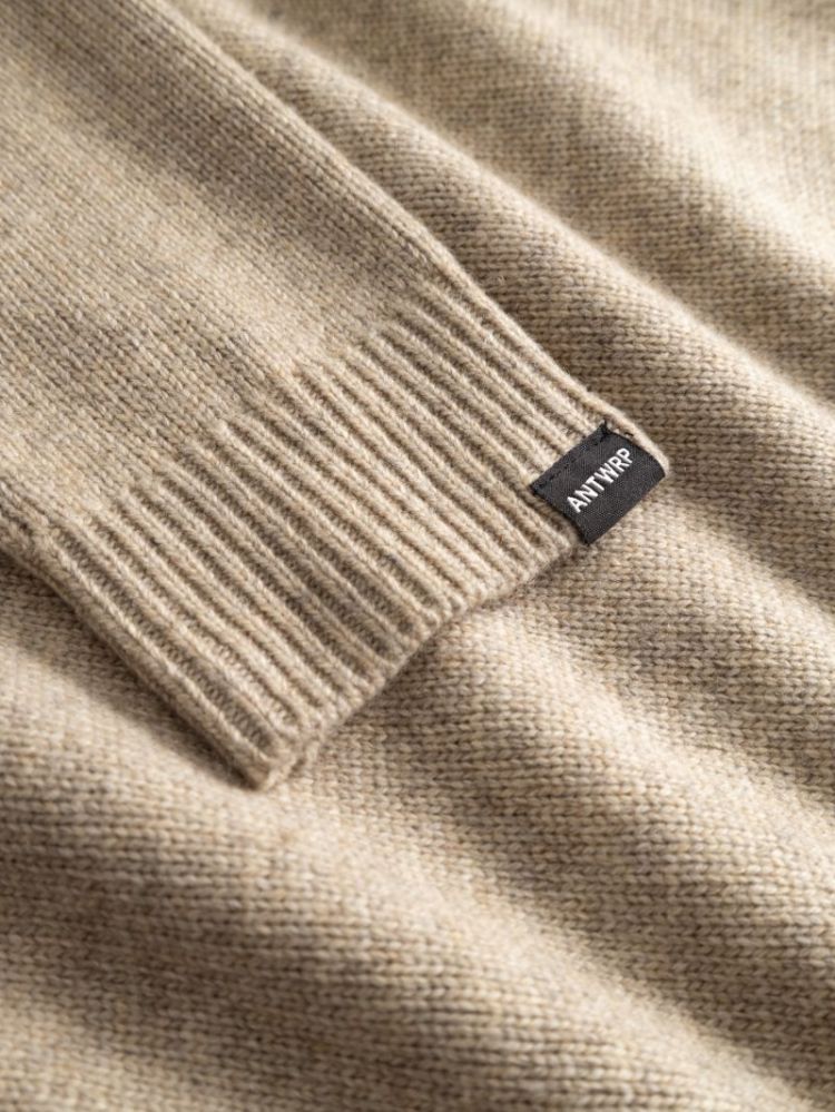 Knitwear Clay