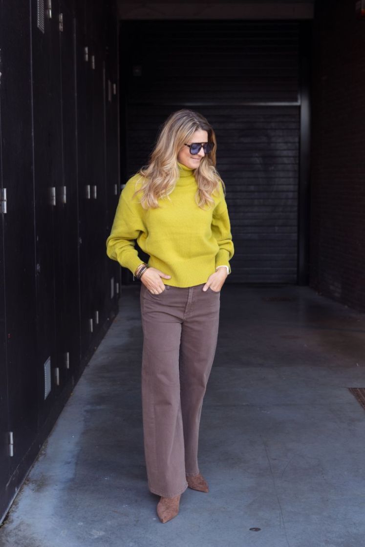 Ellie knit roll neck avocado oil