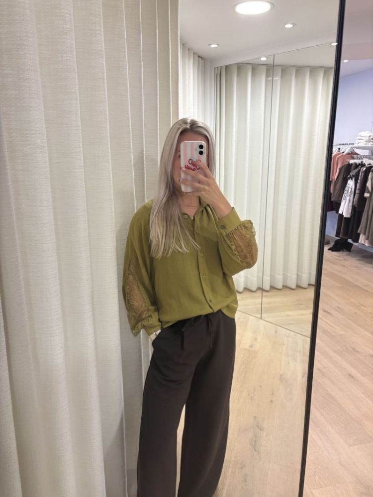 Kinshasa bloes Olive