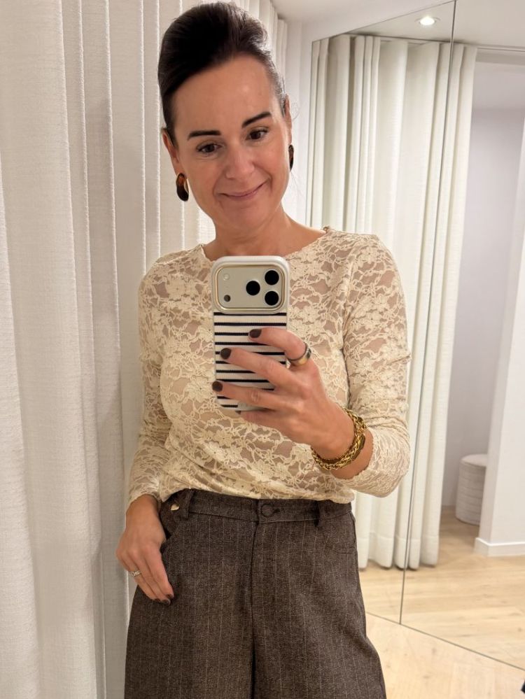 Kira longsleeve beige