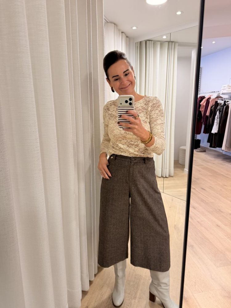 Kira longsleeve beige