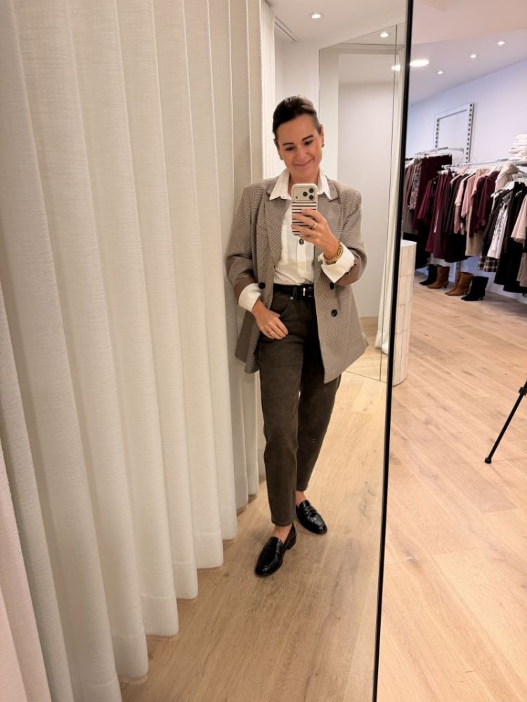 Mom Jeans khaki