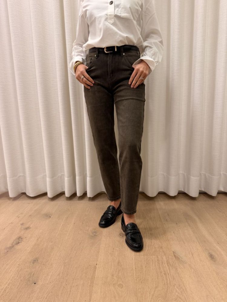 Mom Jeans khaki